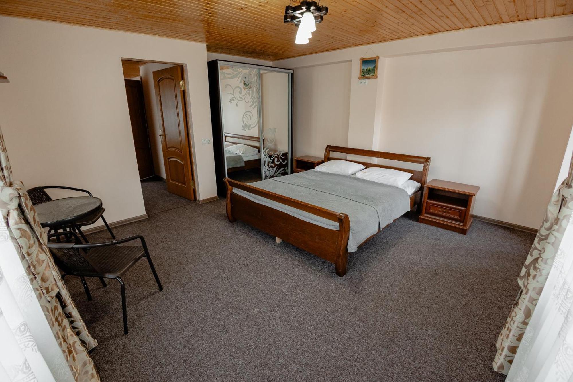 Марина Hotell Bukovel Eksteriør bilde
