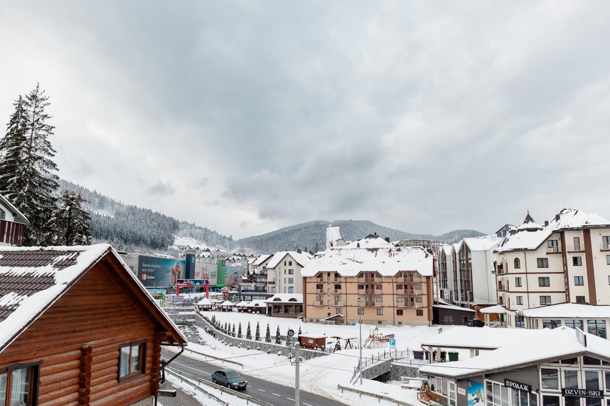 Марина Hotell Bukovel Eksteriør bilde