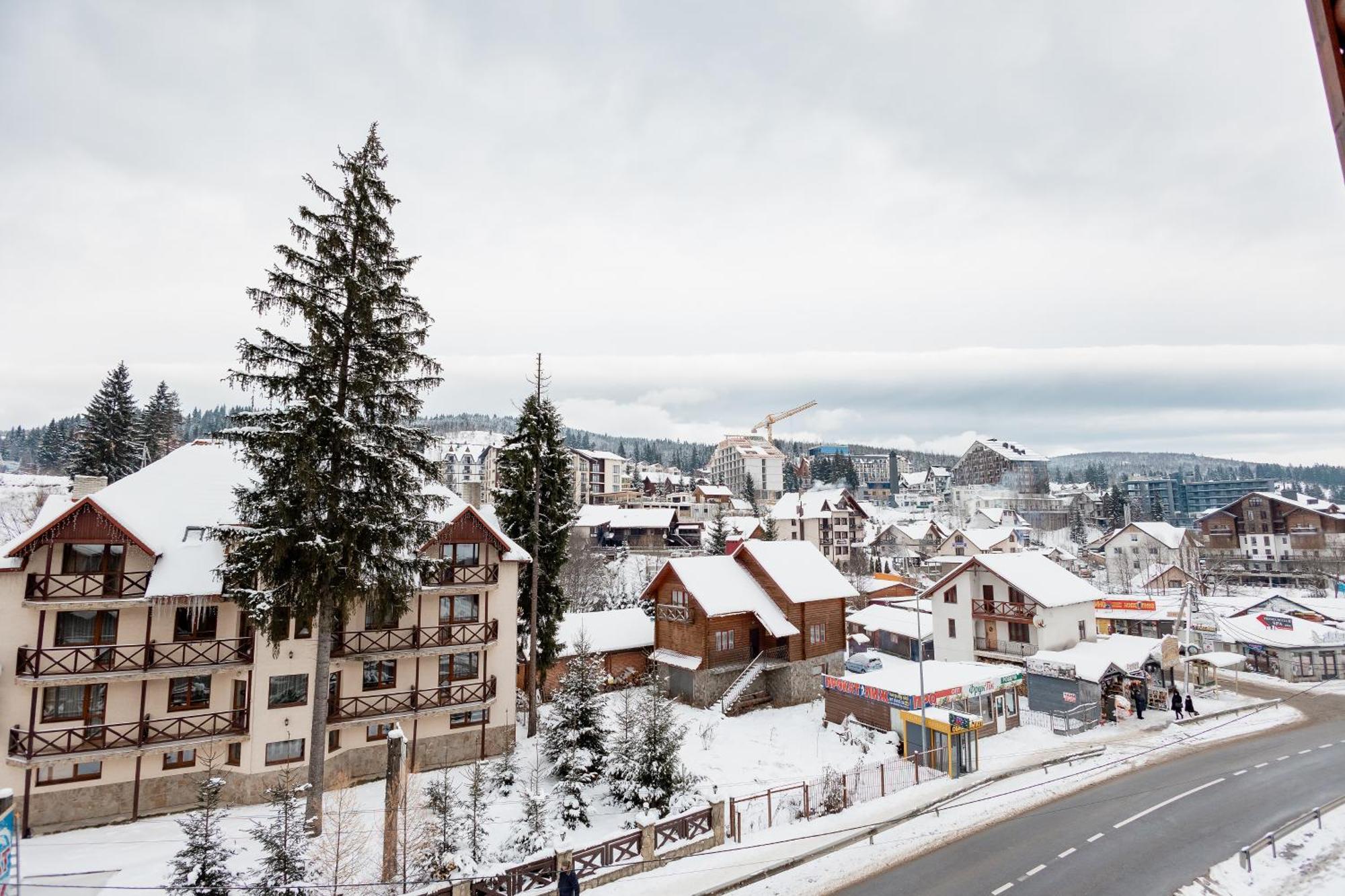 Марина Hotell Bukovel Eksteriør bilde